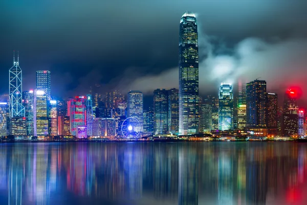 Hong Kong: vibrante metropoli, mix di passato e futuro